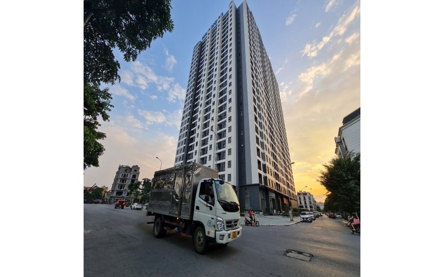 Shophouse Thuận An Central Lake, bên cạnh ủy ban Quận Gia Lâm. 375m2 sàn. Mt 6m. View hồ. Lh 0989894845